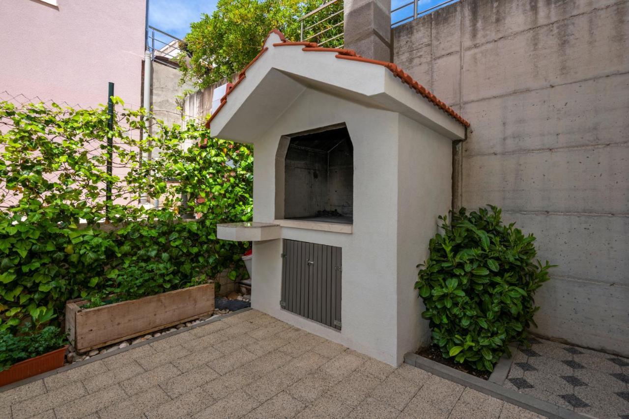 Apartment With Free And Private Parking Makarska Extérieur photo